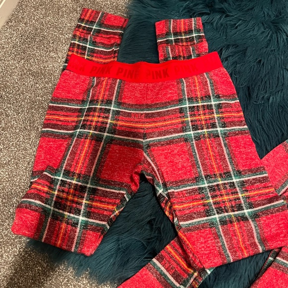 VS pink pajama set! Super soft & comfy size small new with no tags 🏷️ - Picture 3 of 13